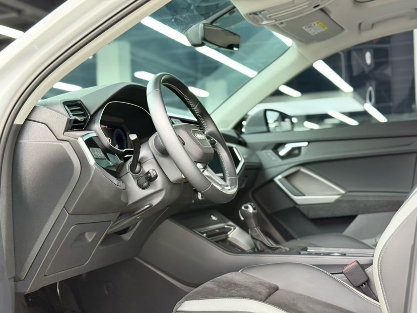 Audi Q3 2021 #3 Audi Q3 2021 immagine di auto #3