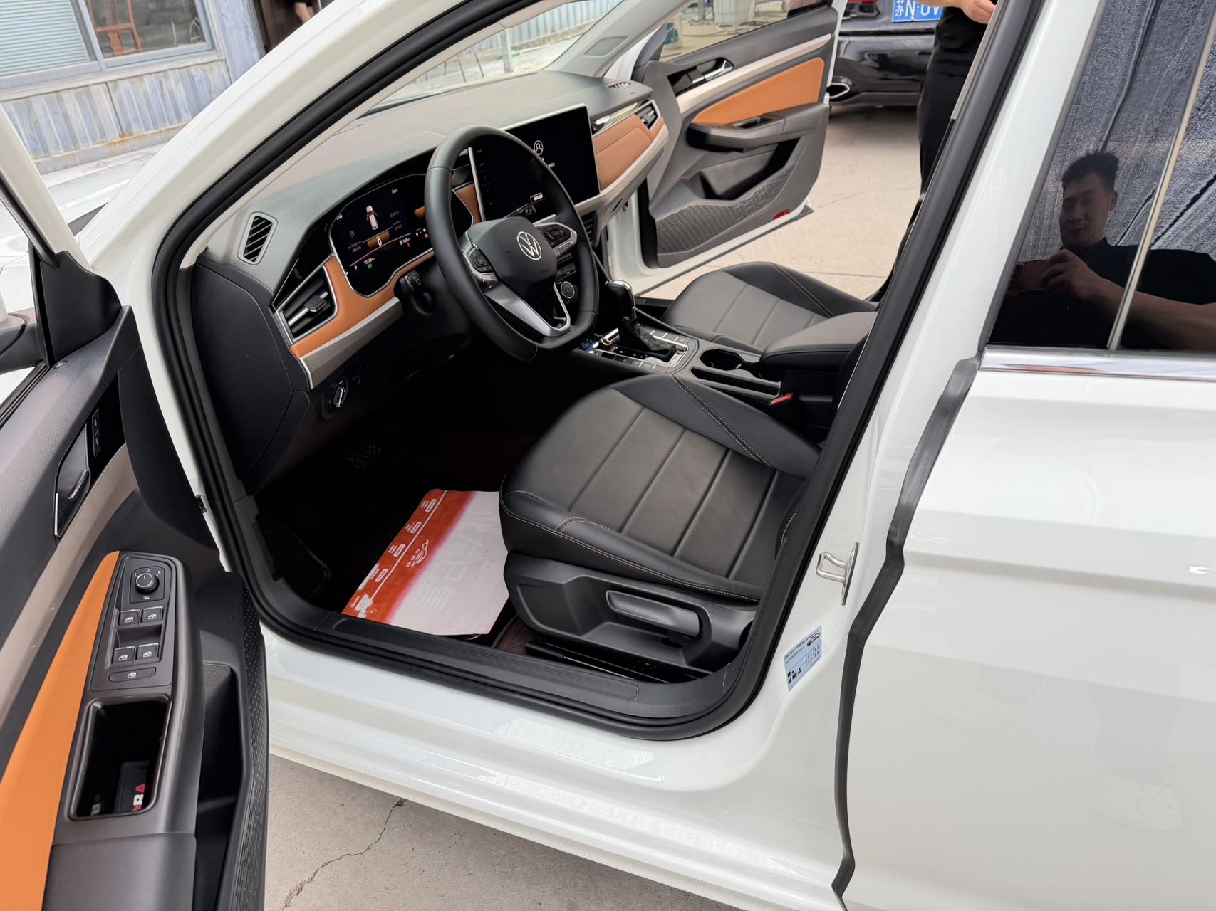 2024 #2 2024 immagine di auto #2