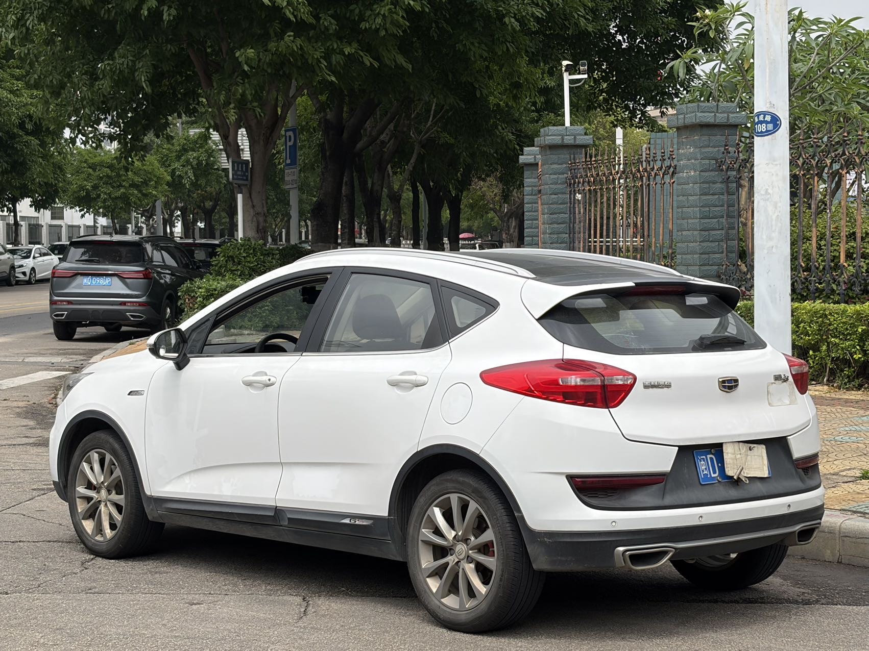 GEELY Emgrand GS 2018 #7 GEELY Emgrand GS 2018 car image #7