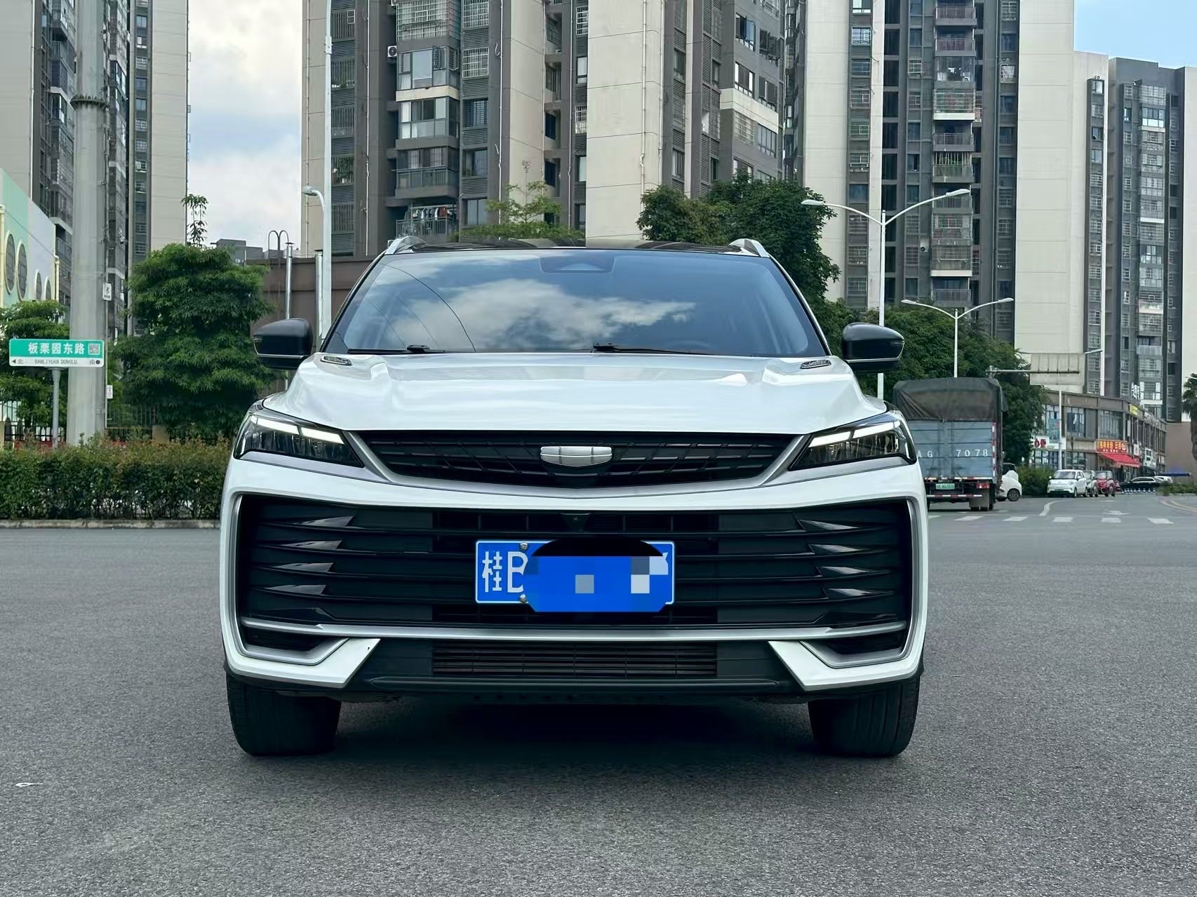 GEELY Coolray 2025 immagine di auto #2