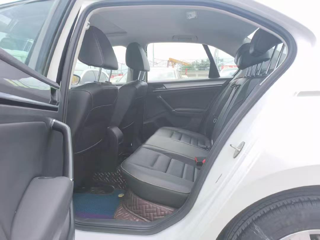 Volkswagen Bora 2018 imagen de coche #6