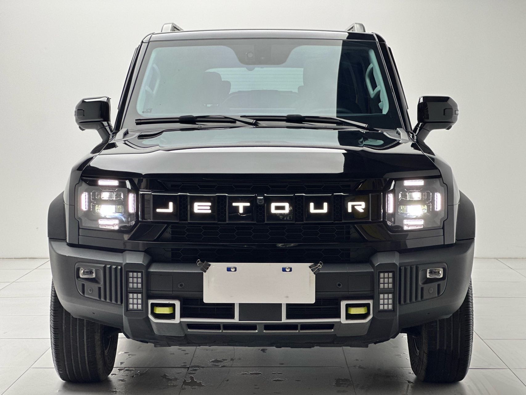 Jetour Traveller 2024 car image #2