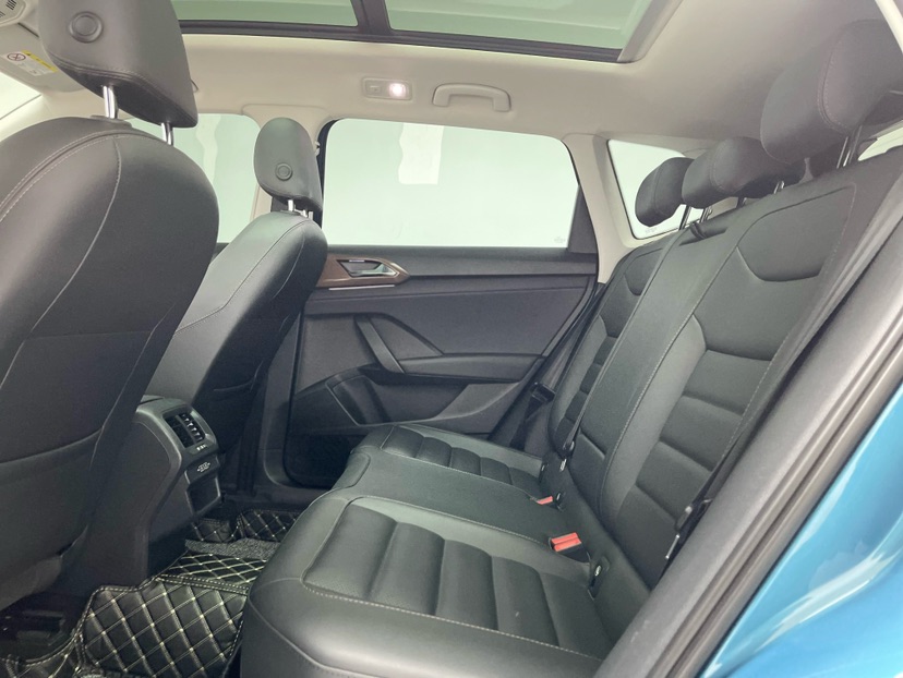 Volkswagen Tharu 2020 car image #7