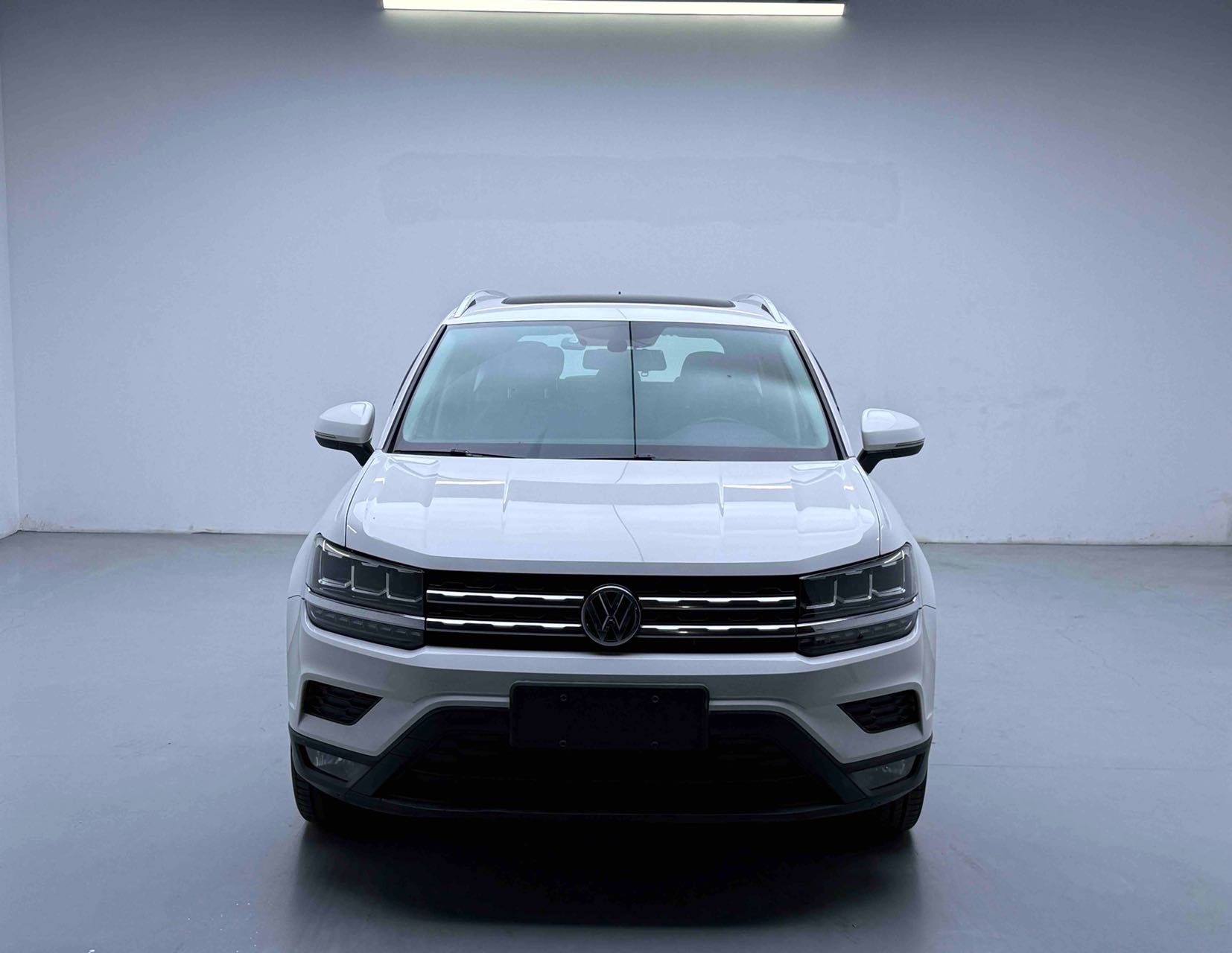 Volkswagen Tharu 2020 car image #2