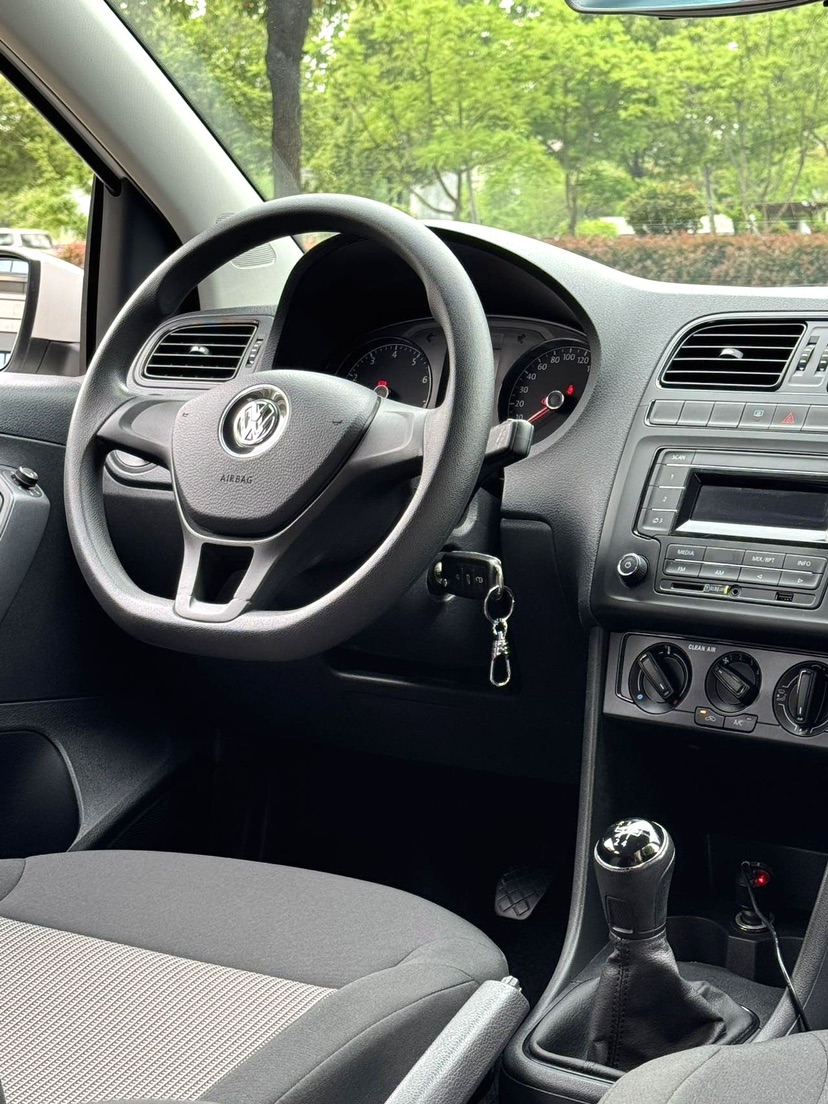 Volkswagen Polo 2016 #6 Volkswagen Polo 2016 car image #6