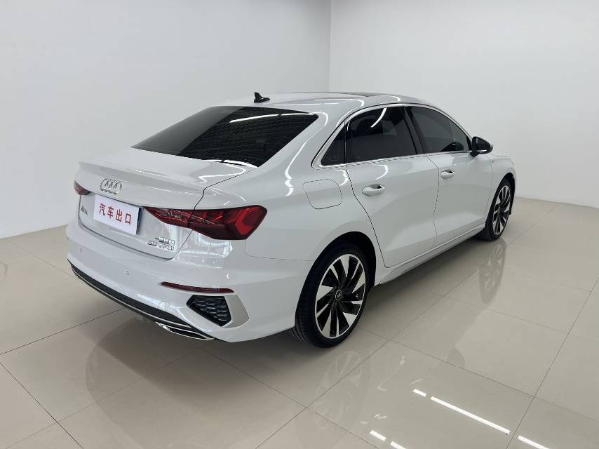 Audi A3 2023 car image #4