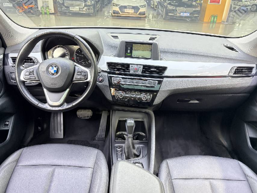 BMW X1 2019 #5 BMW X1 2019 car image #5