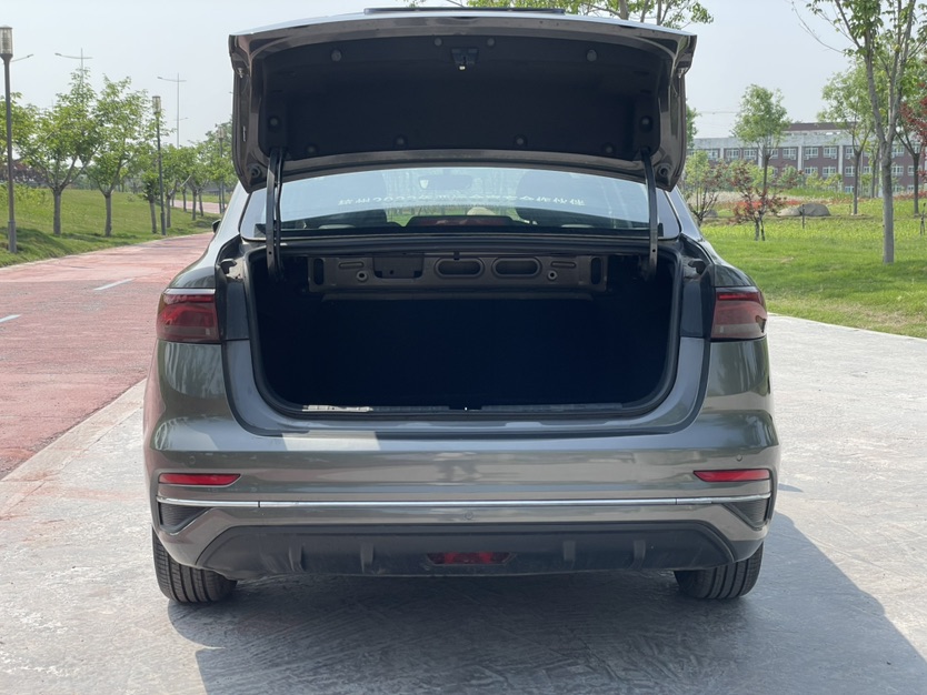 GEELY Emgrand 2023 #11 GEELY Emgrand 2023 car image #11