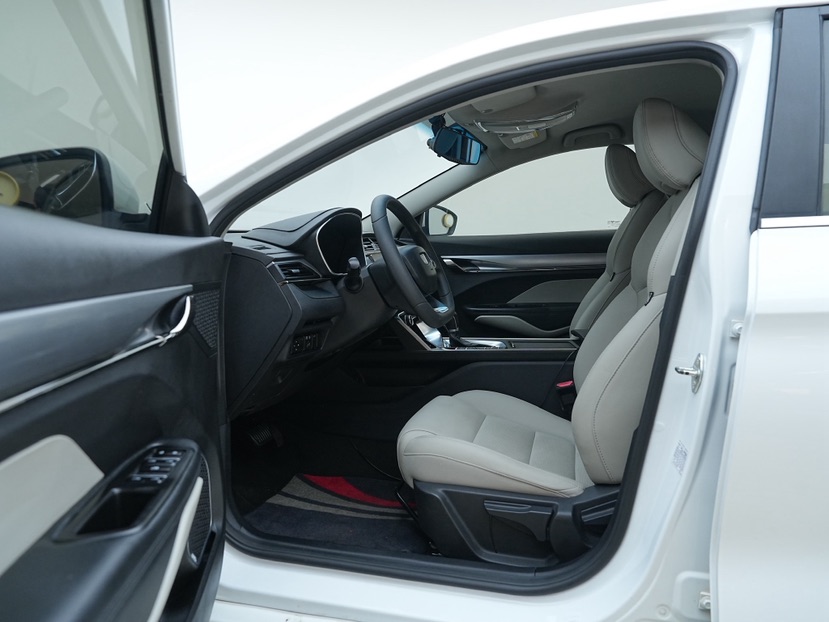 GEELY Binray 2018 car image #5