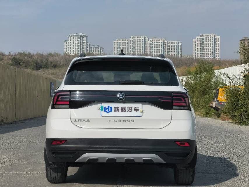 Volkswagen T-Cross 2022 car image #8