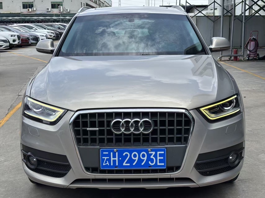 Audi Q3 2013 car image #2