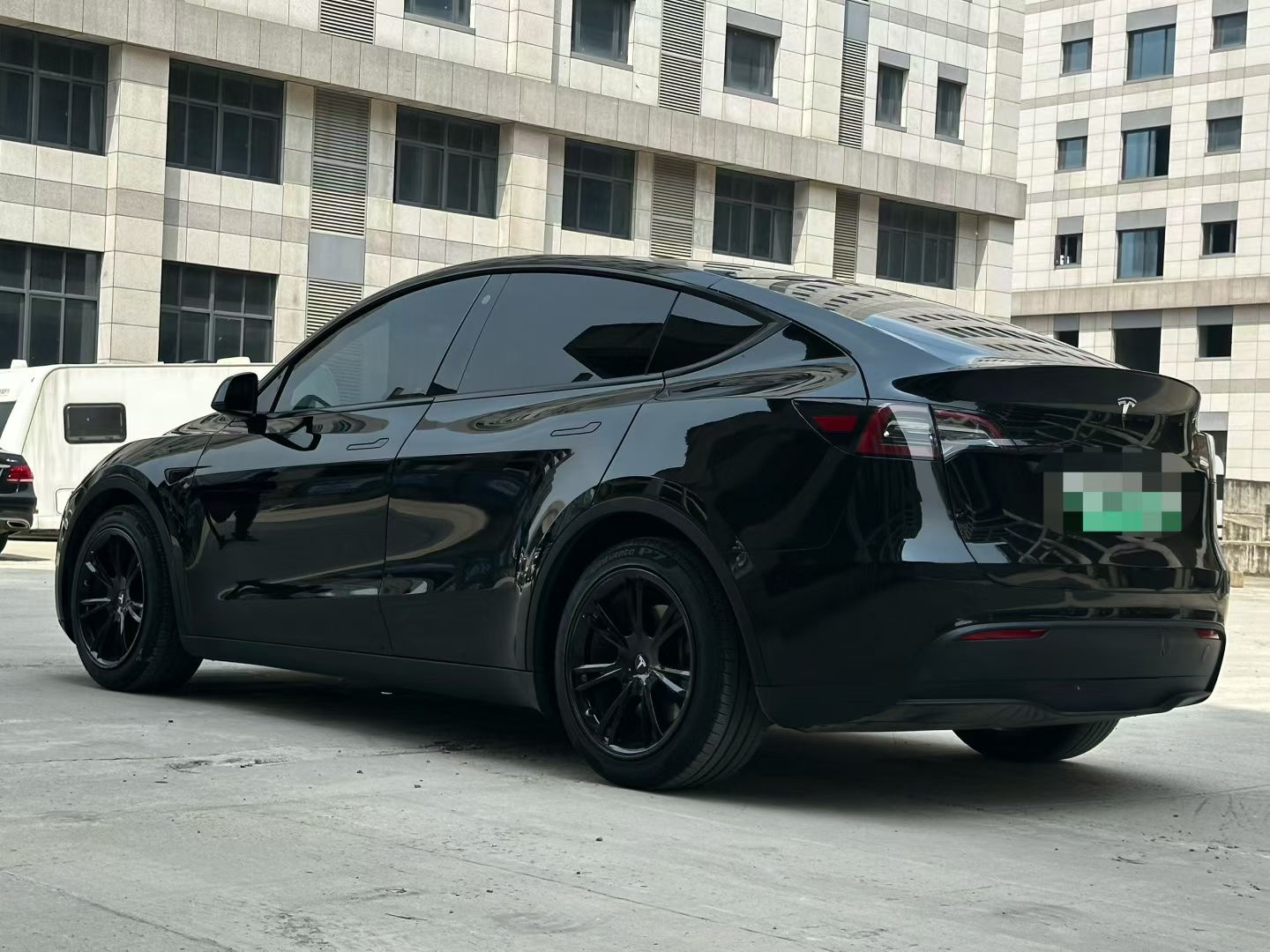 Tesla Model Y 2021 #9 Tesla Model Y 2021 car image #9