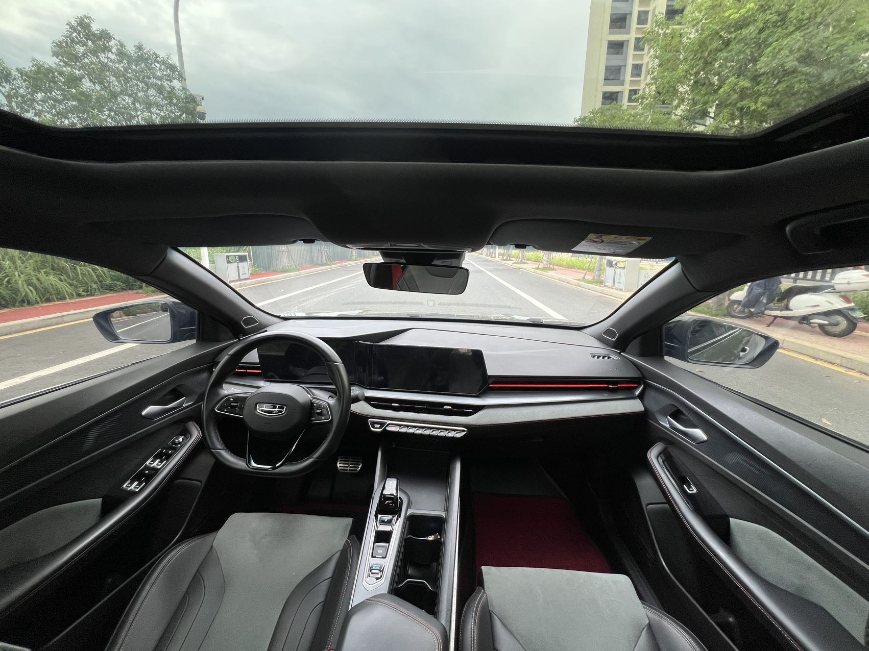 GEELY Binray 2022 car image #6