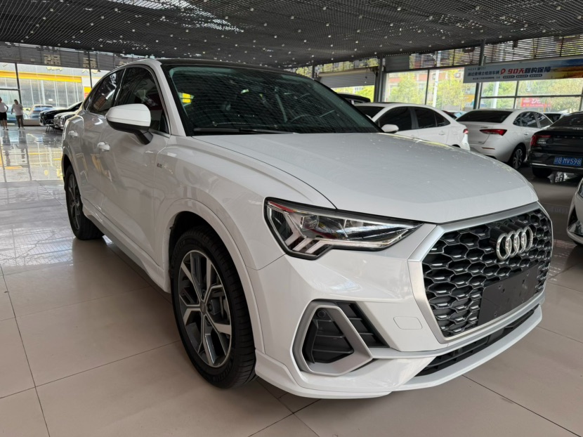 Audi Q3 Sportback 2020 #4 Audi Q3 Sportback 2020 car image #4