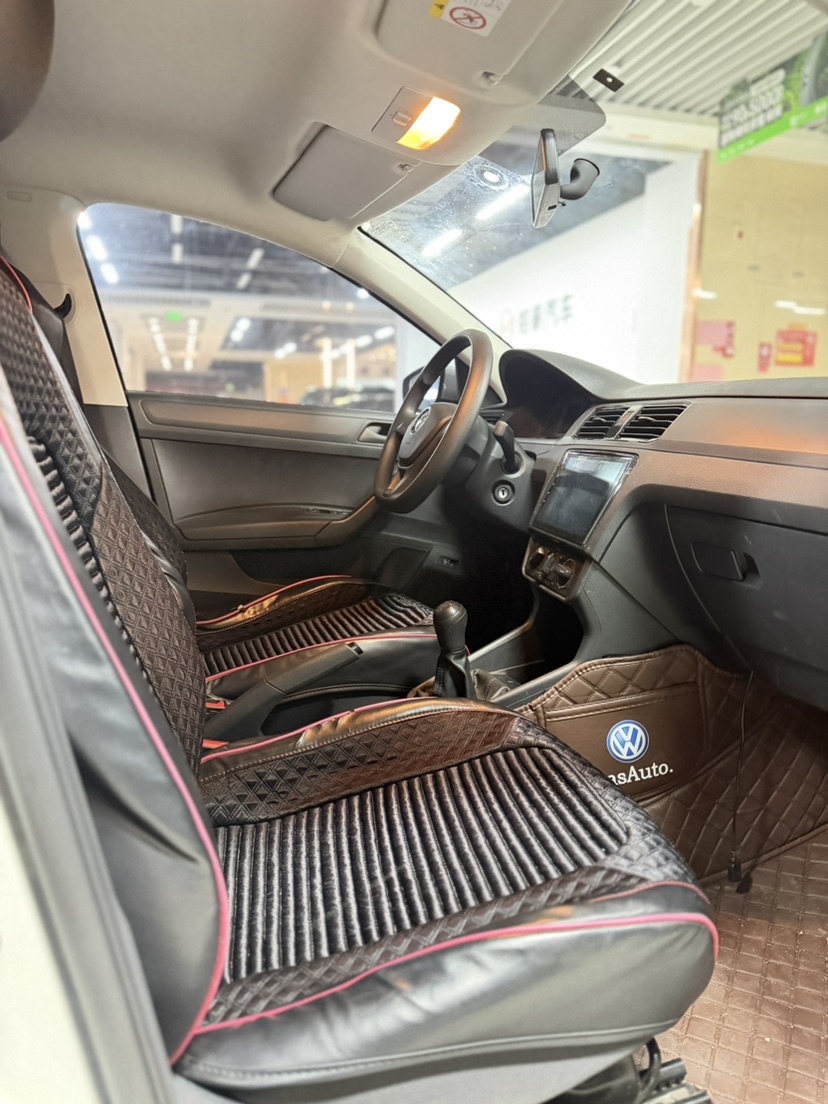 Volkswagen Santana 2022 car image #5