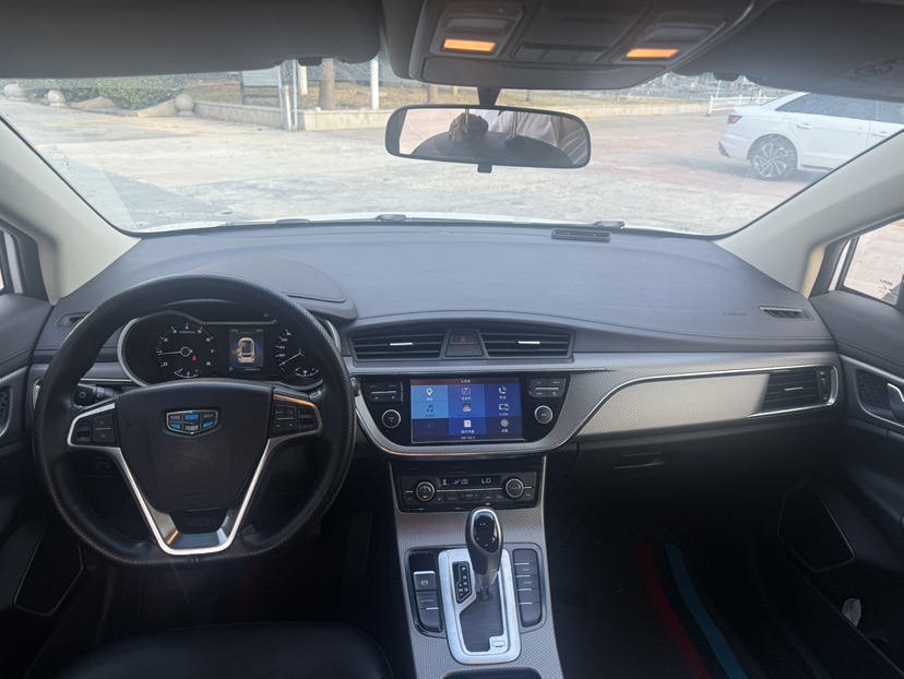 GEELY Emgrand GS 2018 car image #5