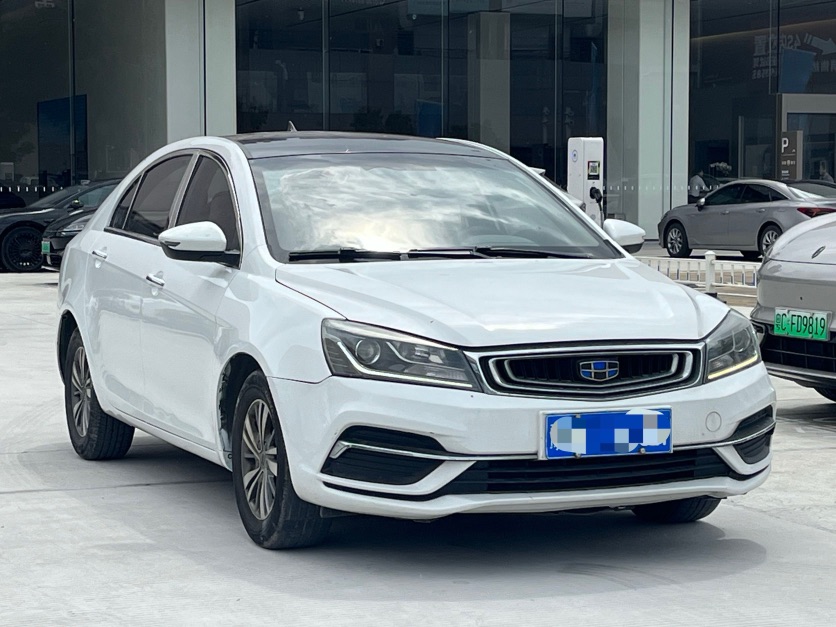 GEELY Emgrand 2018 car image #3