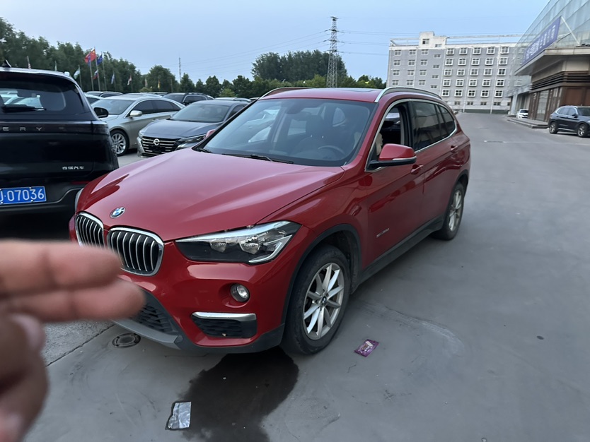 BMW X1 2017 BMW X1 2017 car image