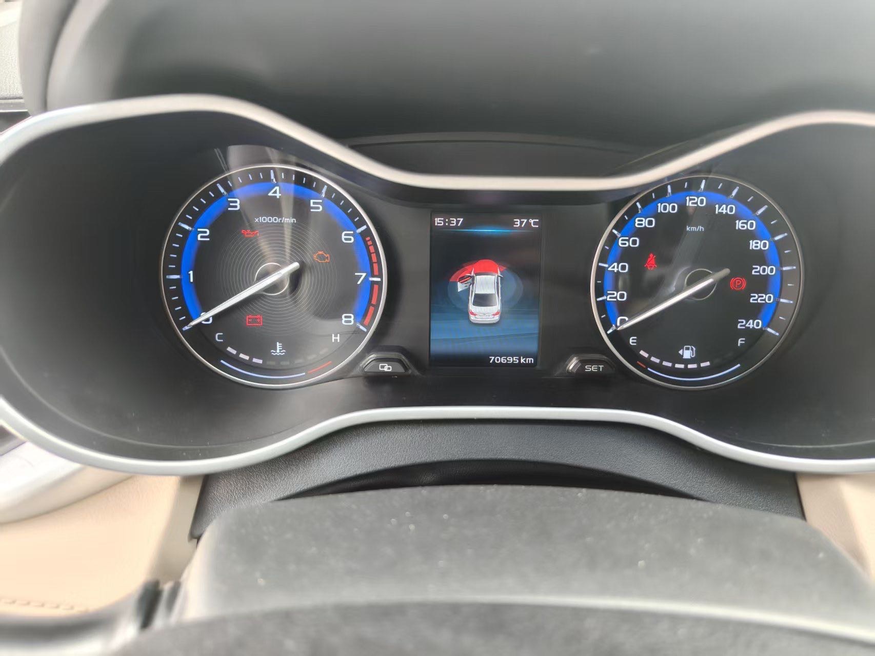 GEELY Emgrand 2019 #3 GEELY Emgrand 2019 car image #3