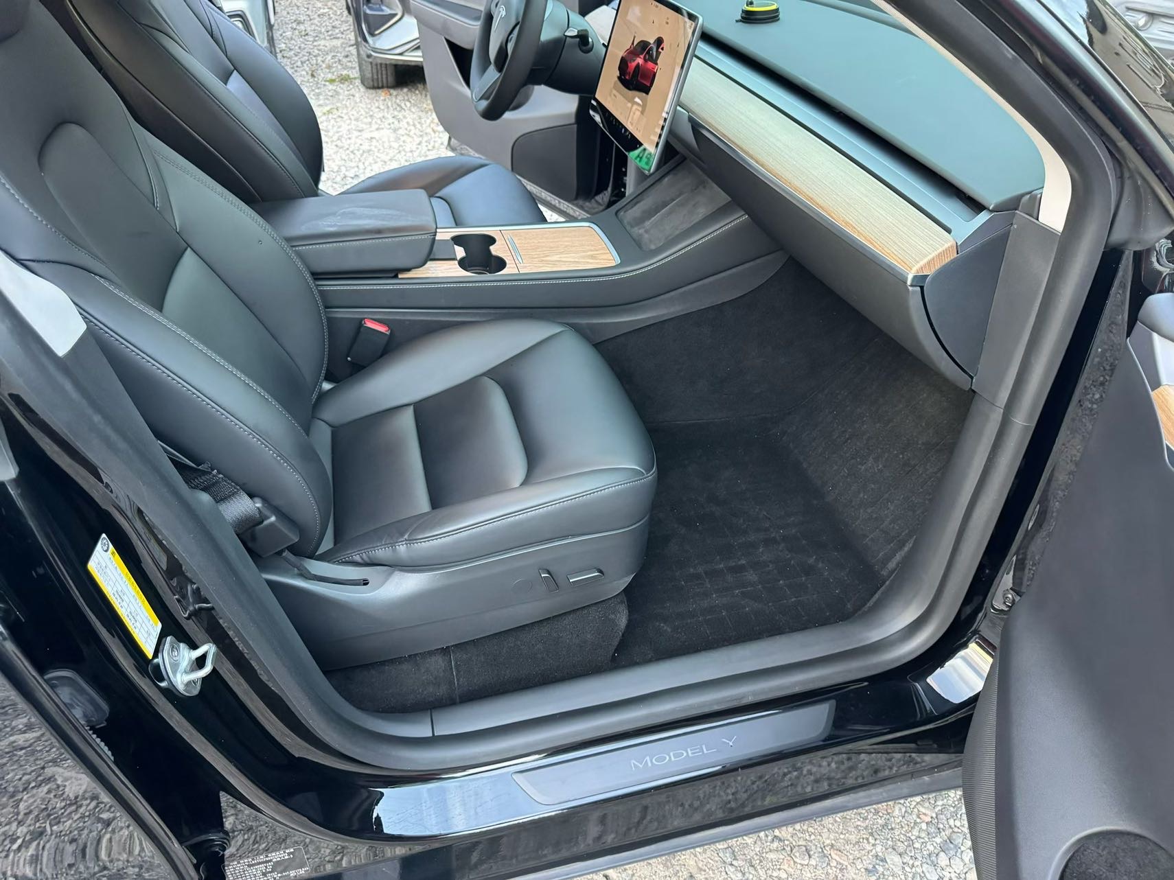 Tesla Model Y 2022 #13 Tesla Model Y 2022 car image #13