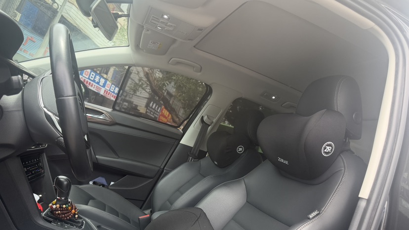 Volkswagen Tharu 2021 car image #5