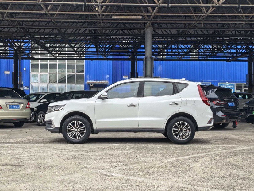 GEELY Vision X6 2018 #2 GEELY Vision X6 2018 car image #2