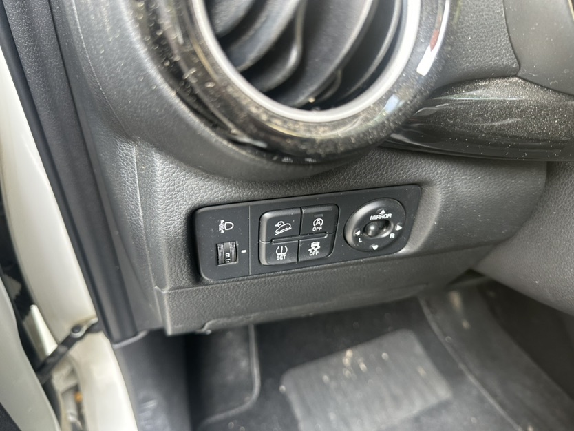Kia KX1 2020 car image #4