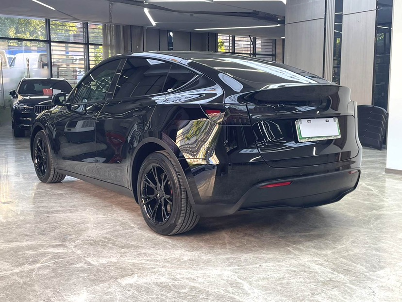 Tesla Model Y 2021 #5 Tesla Model Y 2021 car image #5