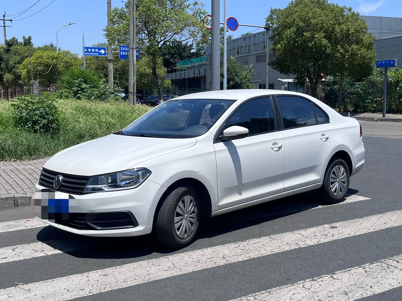 Volkswagen Santana 2019 Volkswagen Santana 2019 car image