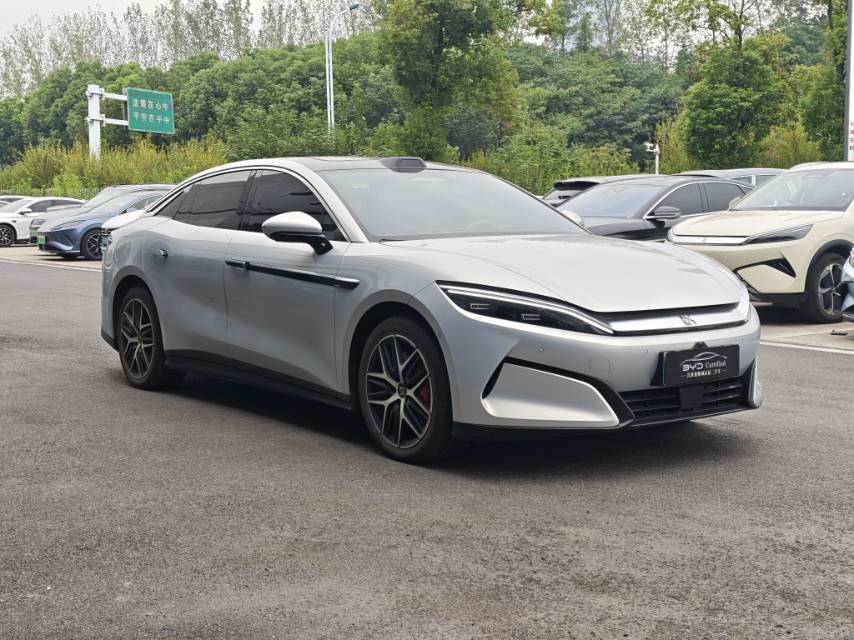 BYD HanL 2025 car image #3