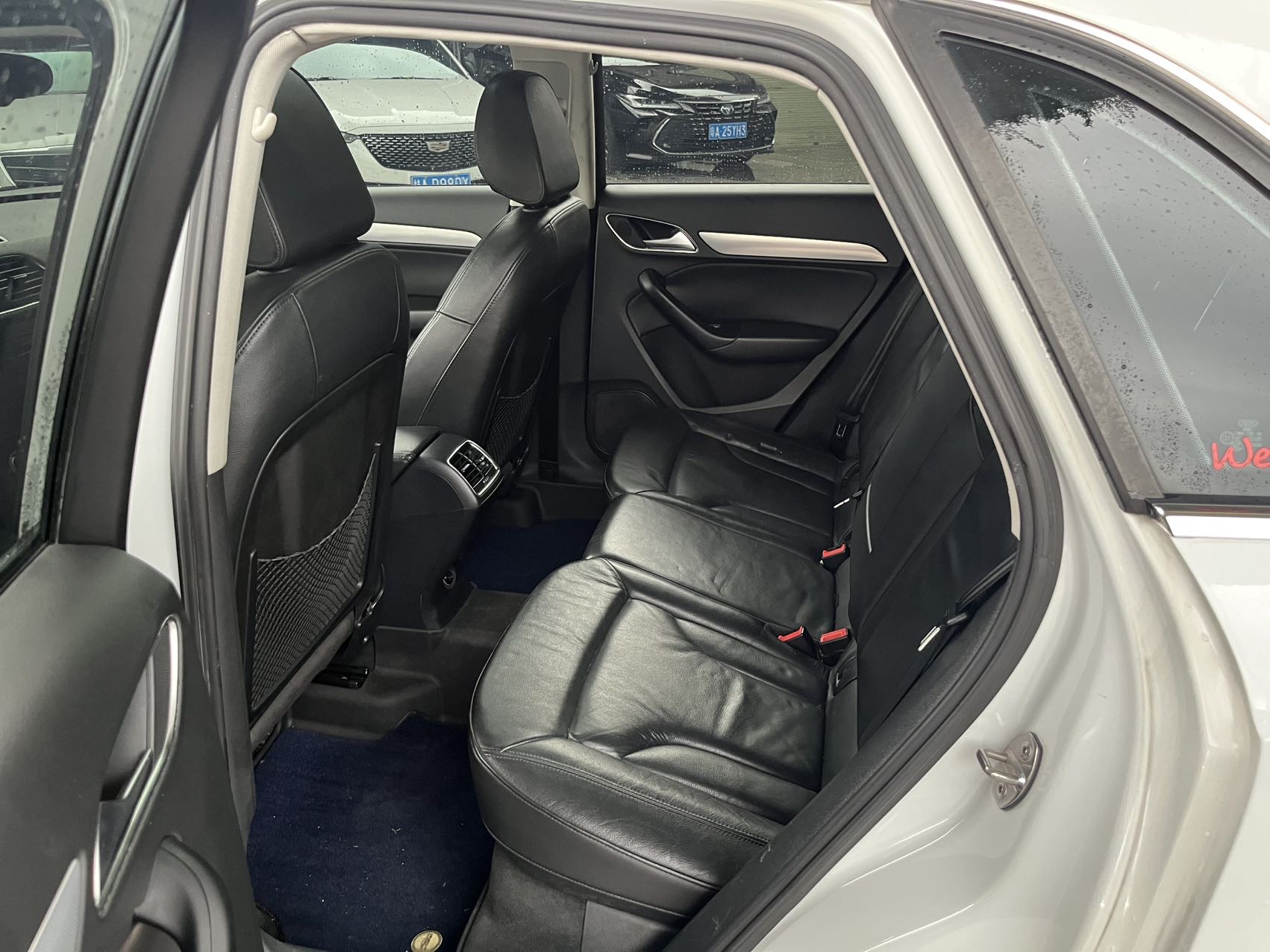 Audi Q3 2015 صورة سيارة #8
