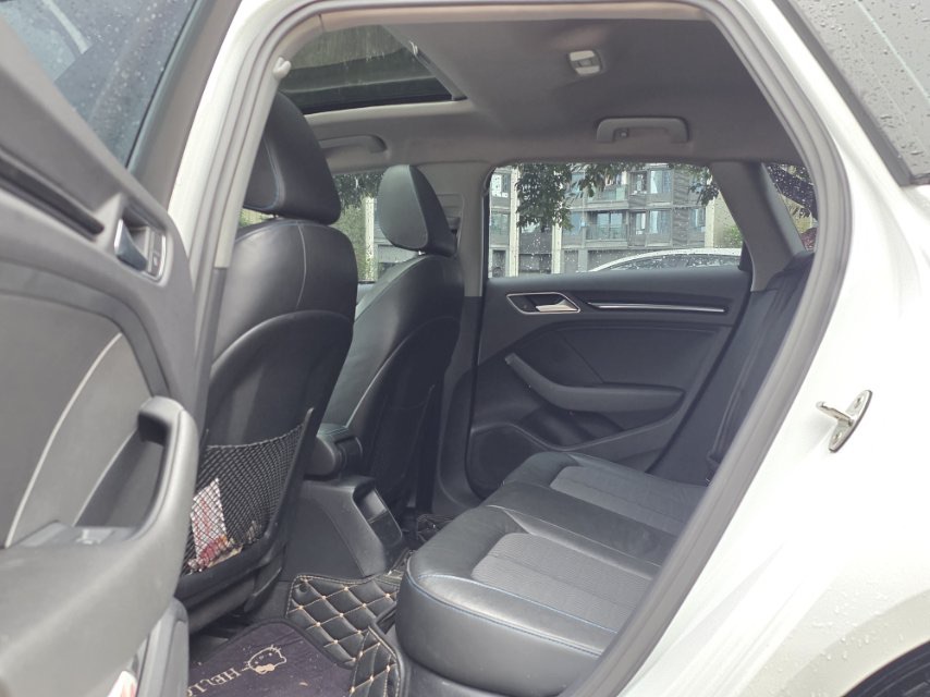 Audi A3 2019 car image #6