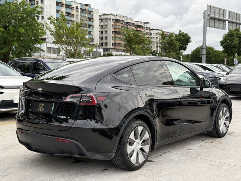 Tesla Model Y 2022 #6 Tesla Model Y 2022 immagine di auto #6