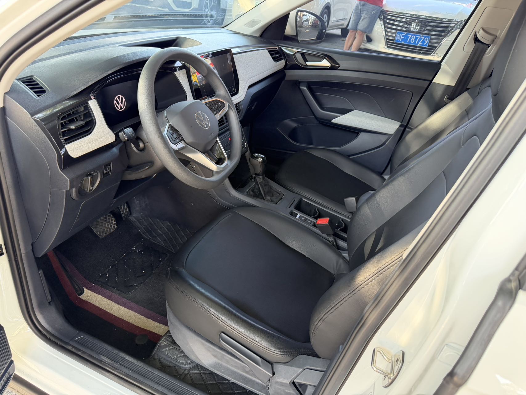 Volkswagen Tharu 2025 car image #7