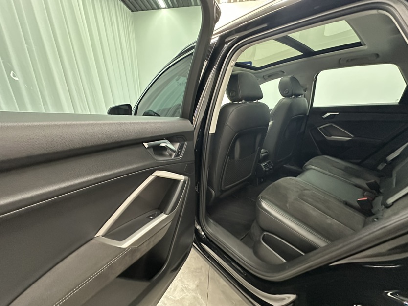 Audi Q3 2022 immagine di auto #8