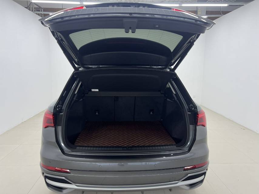 Audi Q3 2022 #8 Audi Q3 2022 car image #8
