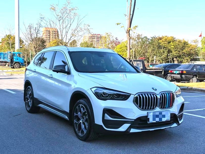 BMW X1 2022 #3 BMW X1 2022 car image #3