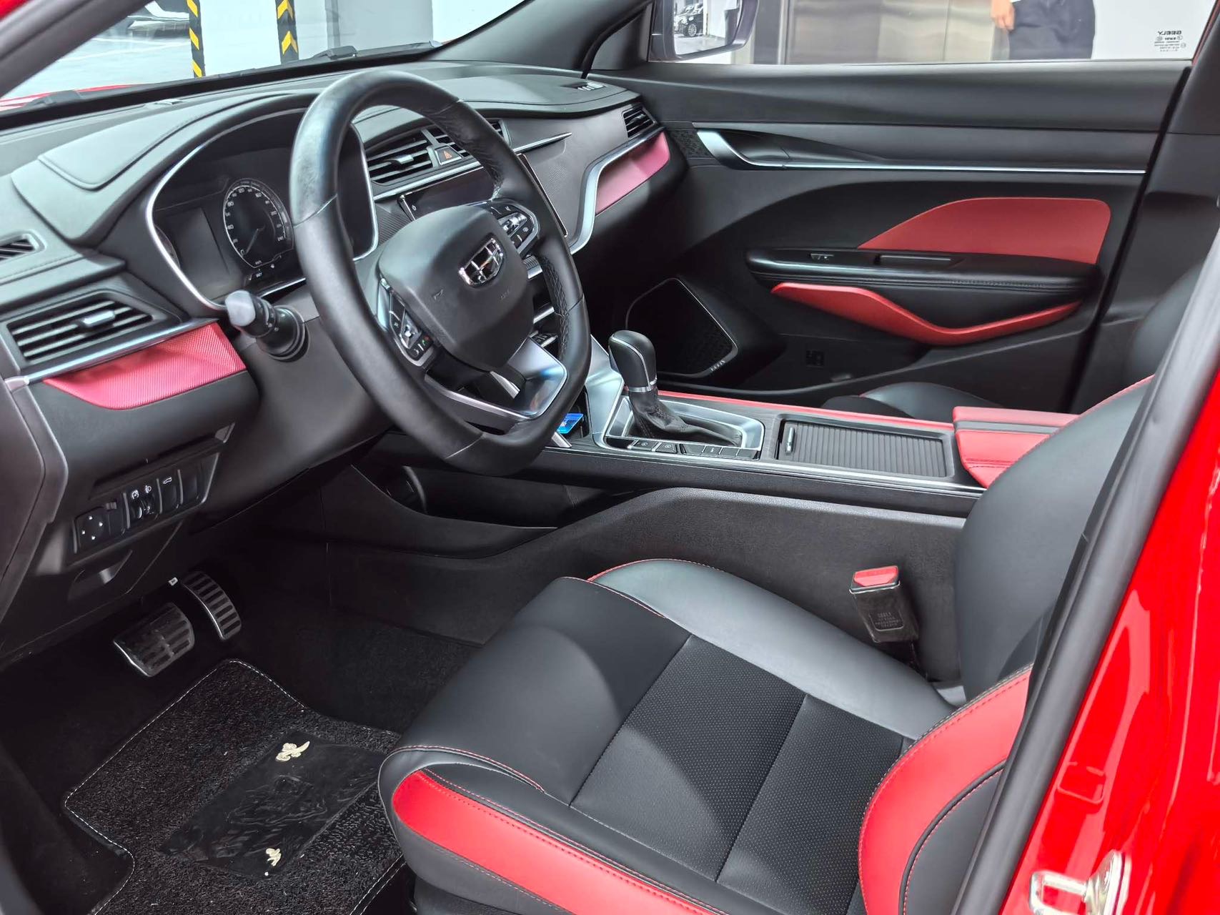 GEELY Binray 2021 car image #5