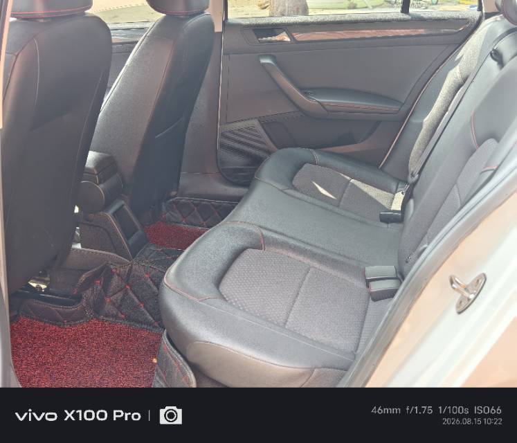 Volkswagen Santana 2017 car image #6