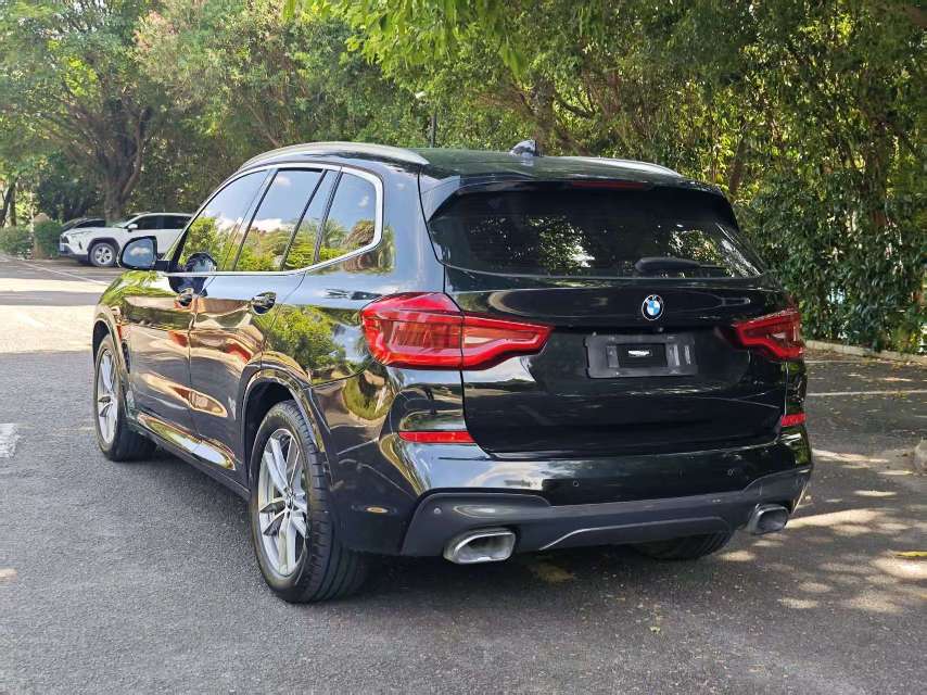 BMW X3 2018 #4 BMW X3 2018 car image #4