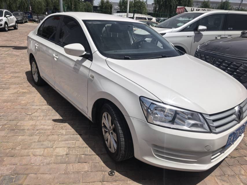 Volkswagen Santana 2017 car image 