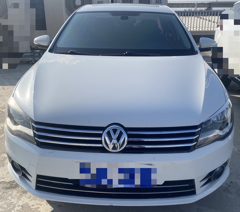 Volkswagen Bora 2015 car image #2