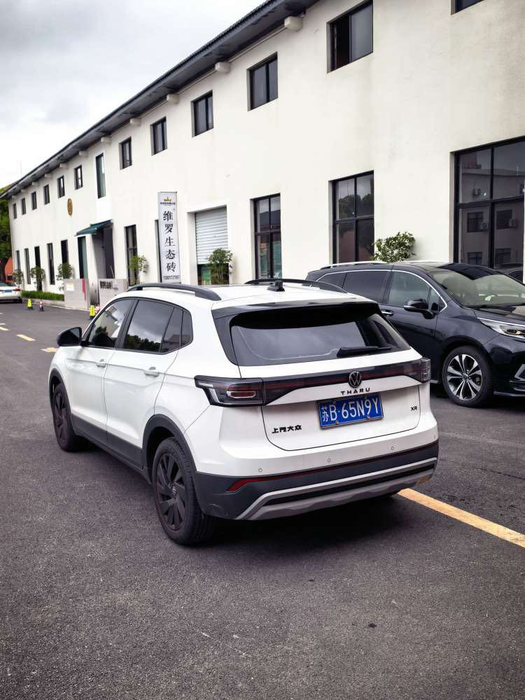 Volkswagen Tharu 2024 car image #9