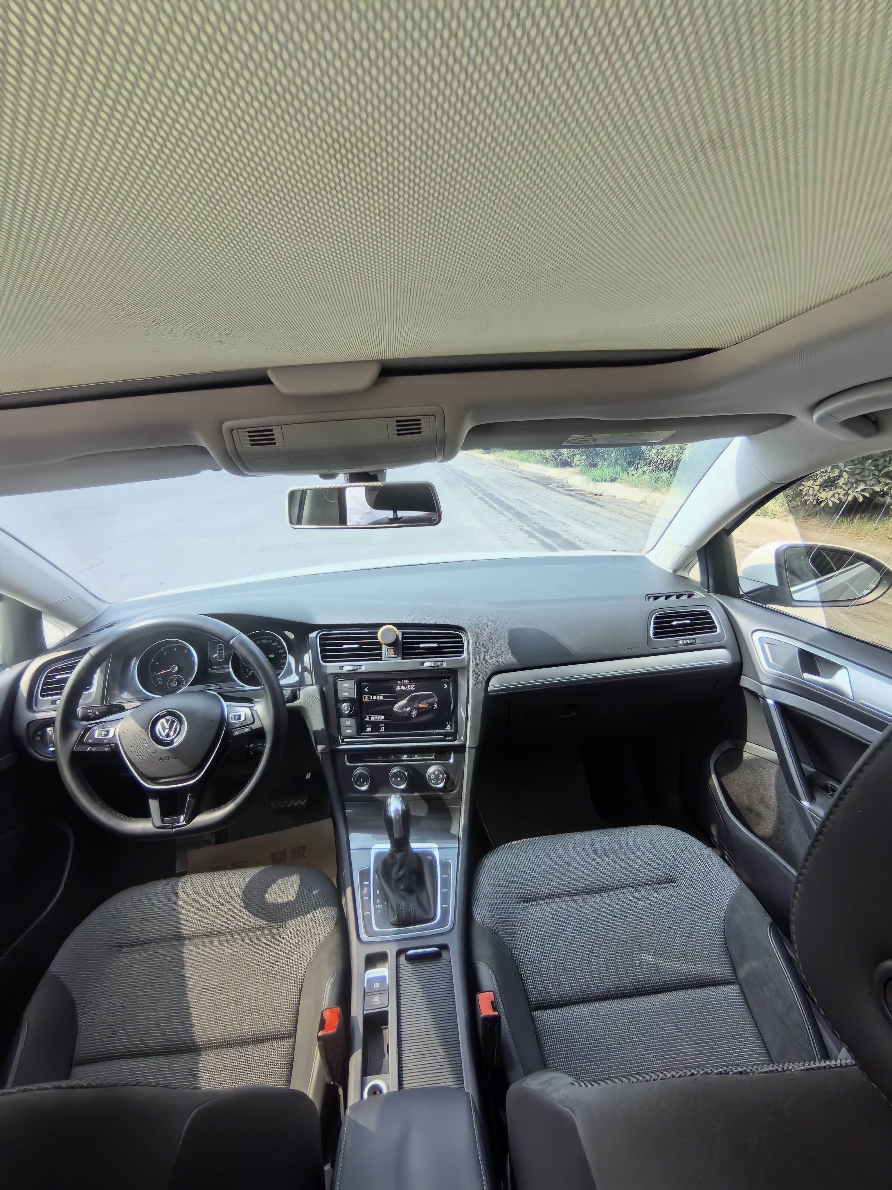 Volkswagen Golf 2019 #9 Volkswagen Golf 2019 car image #9