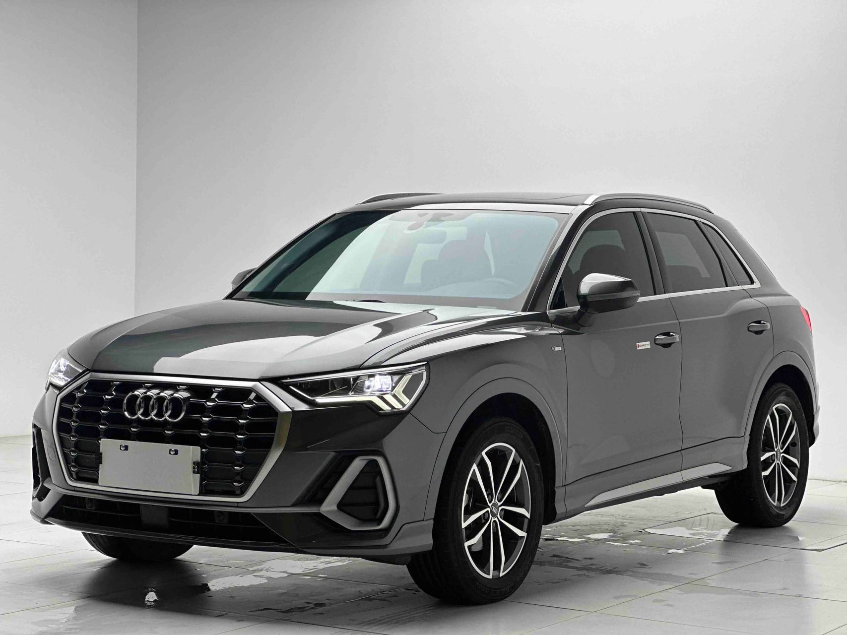 Audi Q3 2022 Audi Q3 2022 car image