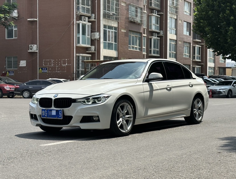 BMW 3 Series 2019 car image #3