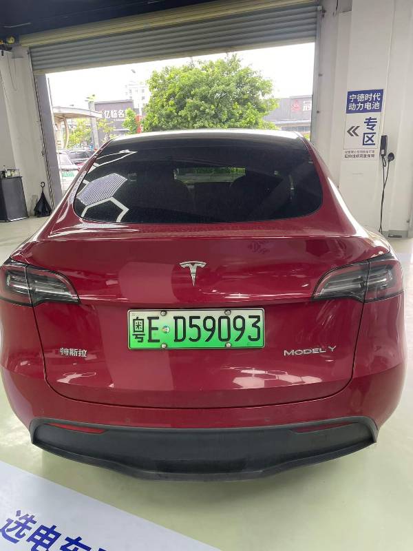 Tesla Model Y 2021 #3 Tesla Model Y 2021 immagine di auto #3
