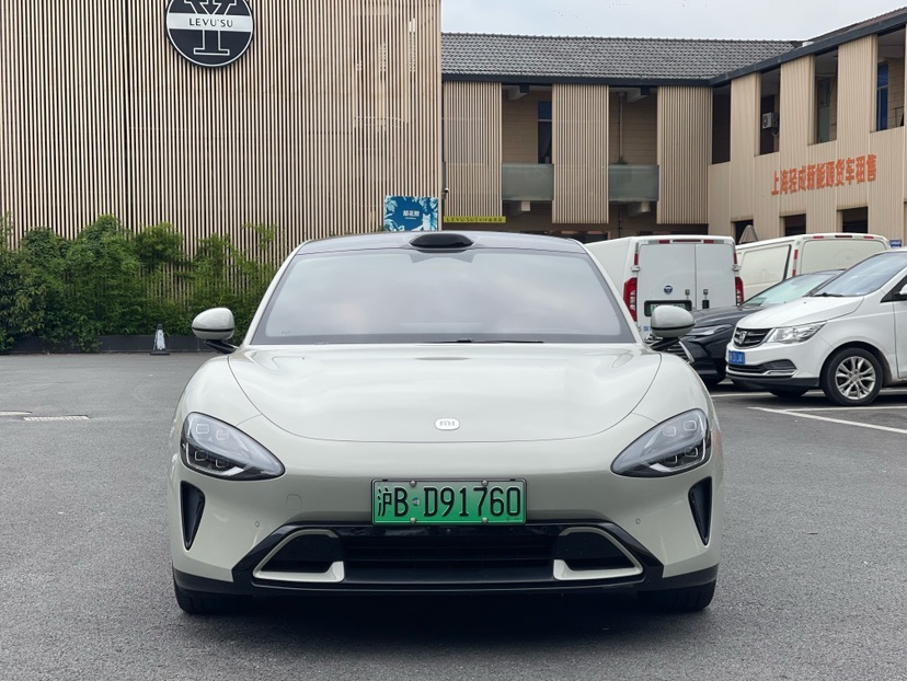 MI SU7 2025 immagine di auto #2