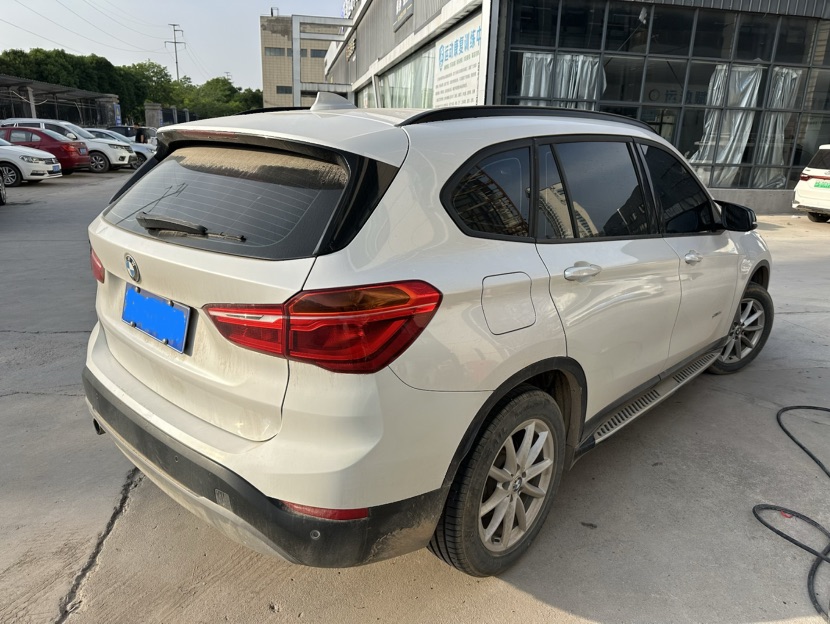 BMW X1 2018 #8 BMW X1 2018 car image #8