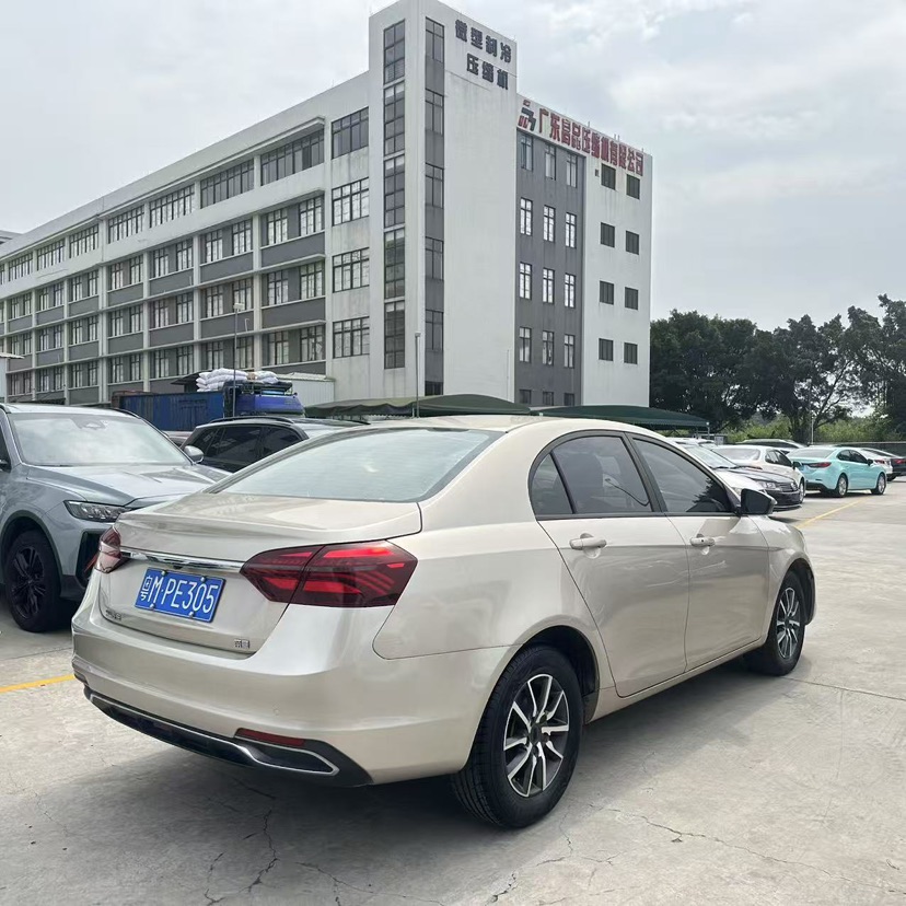 GEELY Emgrand 2020 car image #10